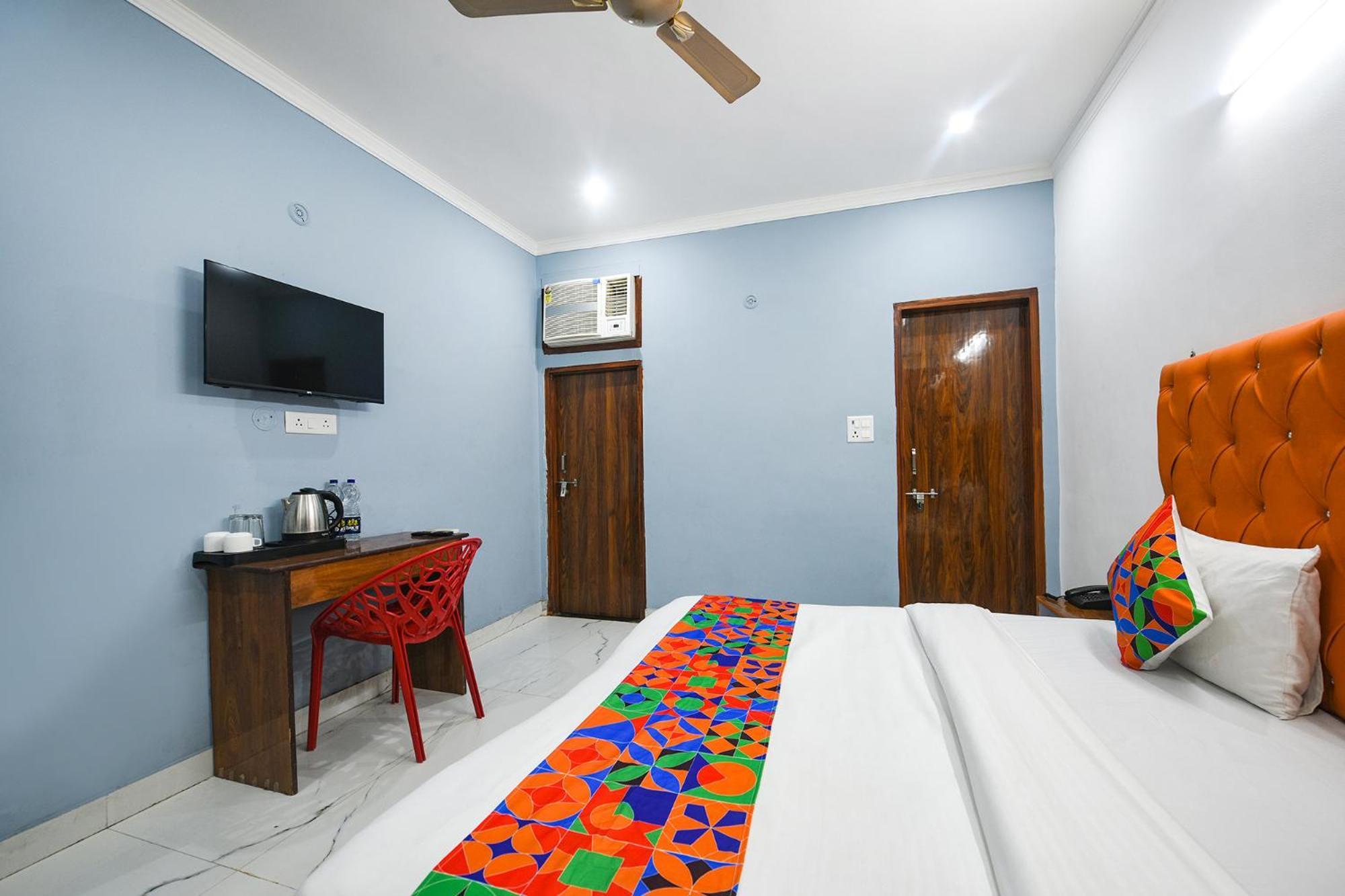 Fabhotel Wonderland Studio Rooms คูร์เคาน์ ภายนอก รูปภาพ